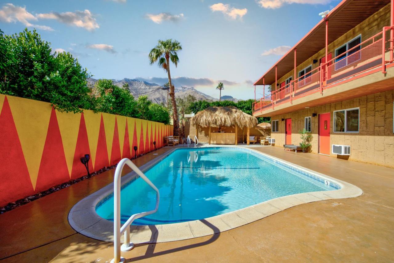 Tiki Hotel ปาล์มสปริงส์ ภายนอก รูปภาพ